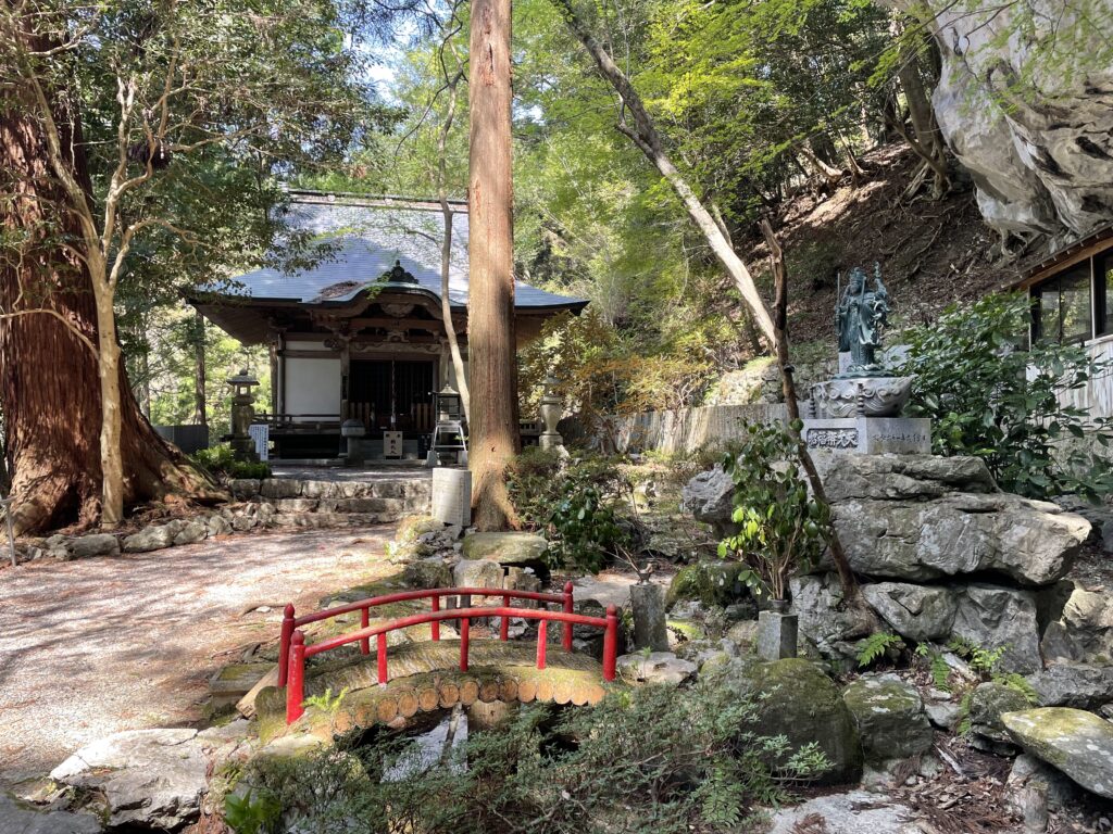 慈眼寺　本堂