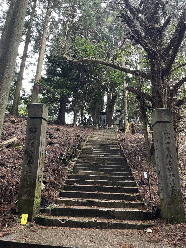 「浄蓮庵」への階段