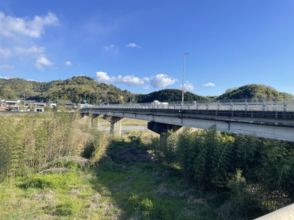 一の宮橋と鮎喰川