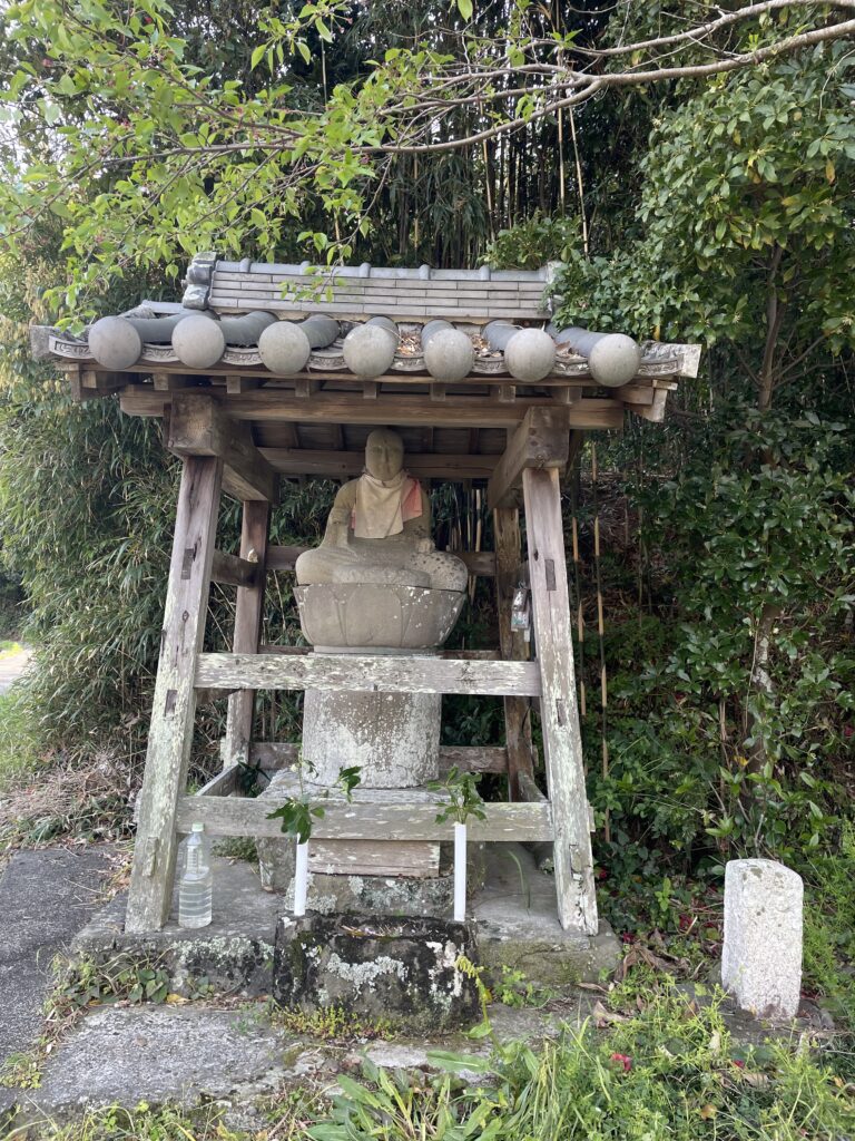 お地蔵さまと真念石③