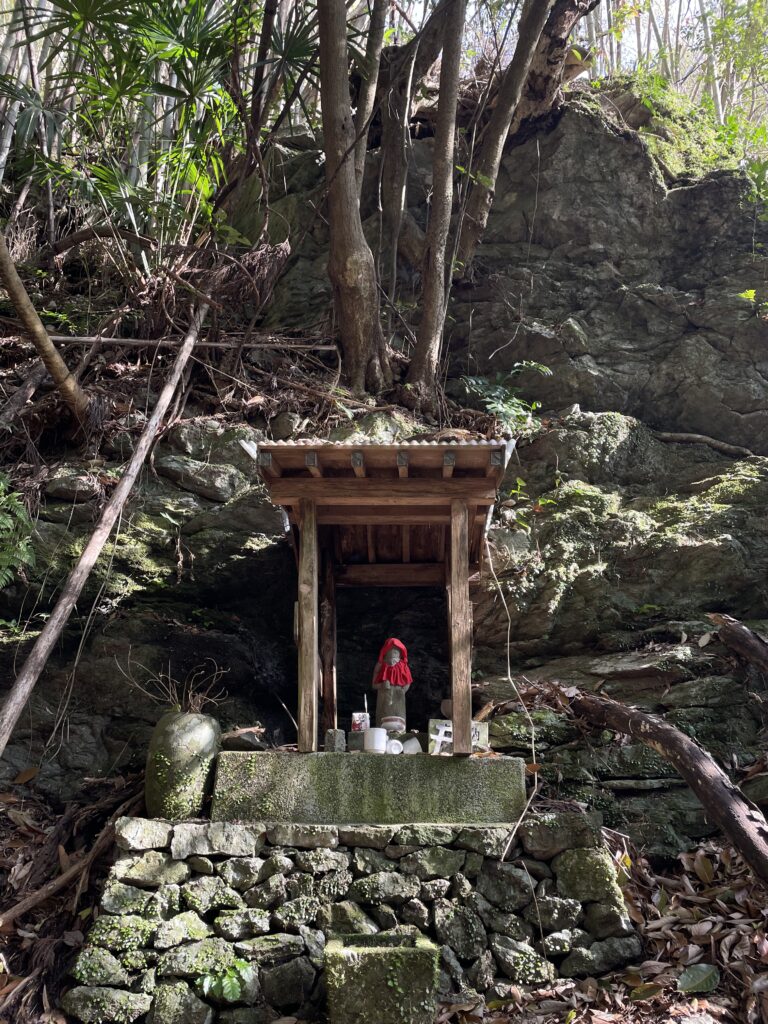 お地蔵さまの祠