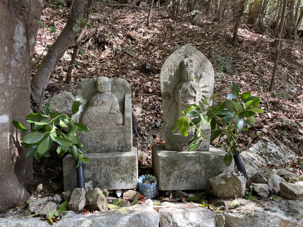 道中のミニ八十八箇所