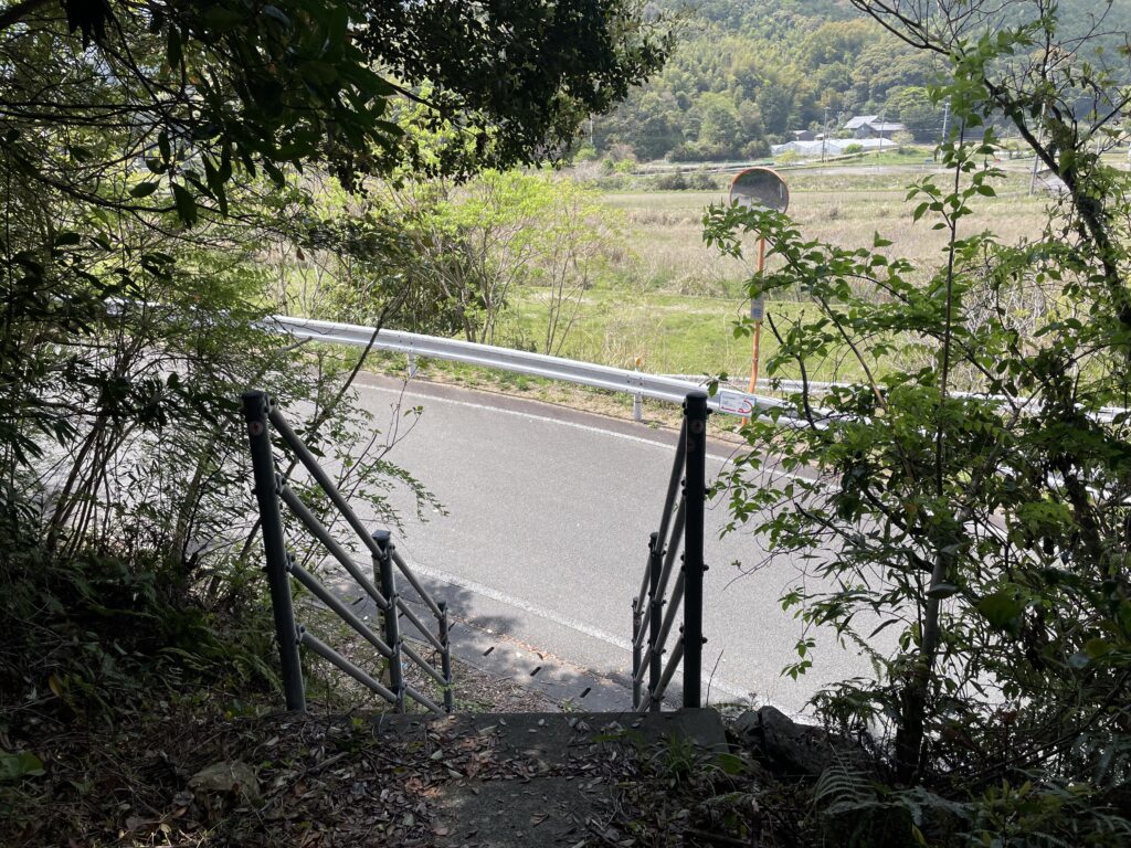 土佐街道の出口（階段）