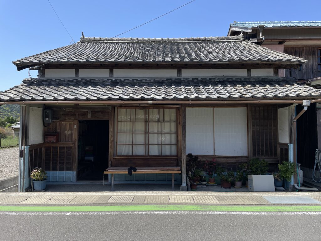 ぶっちょう造りの家