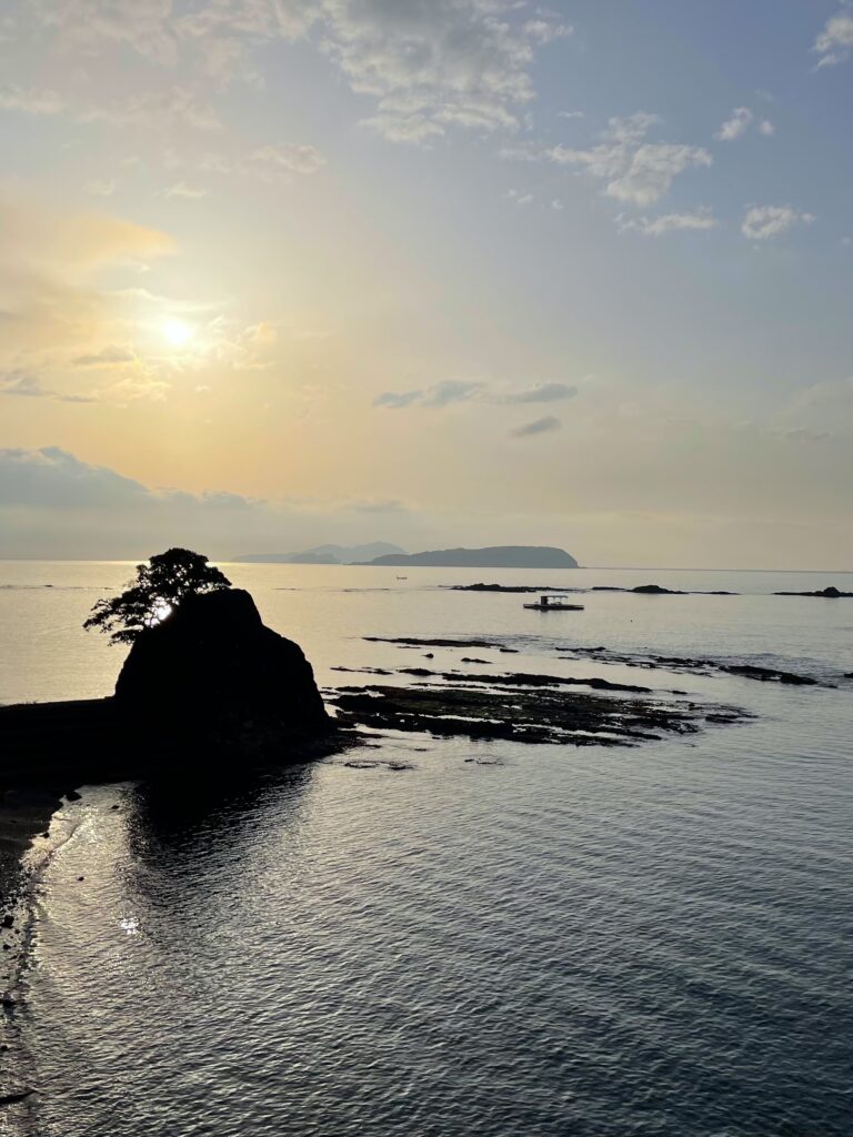 太陽が上がってきていた
