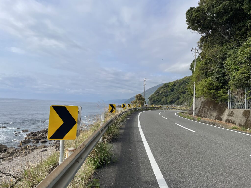 海岸沿いの景色