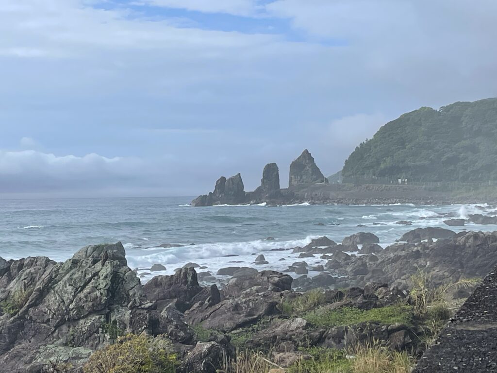 夫婦岩　遠景