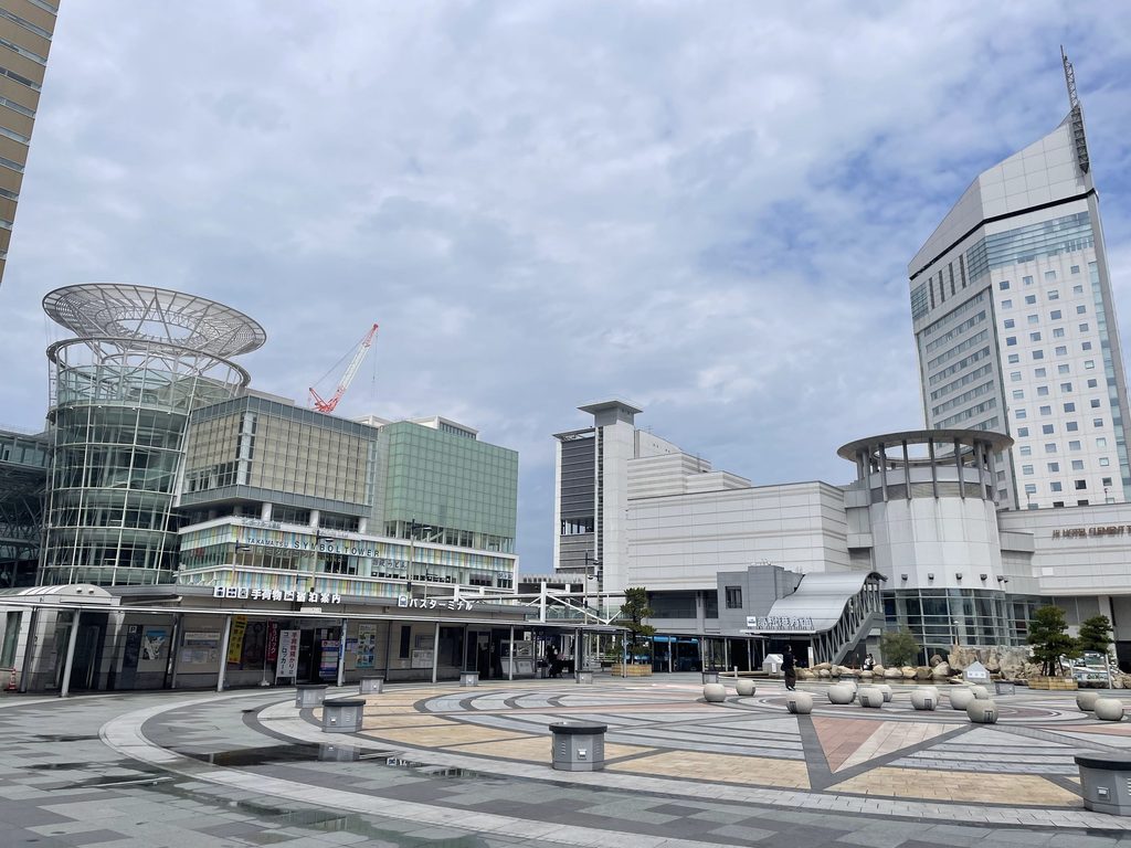 高松駅前広場